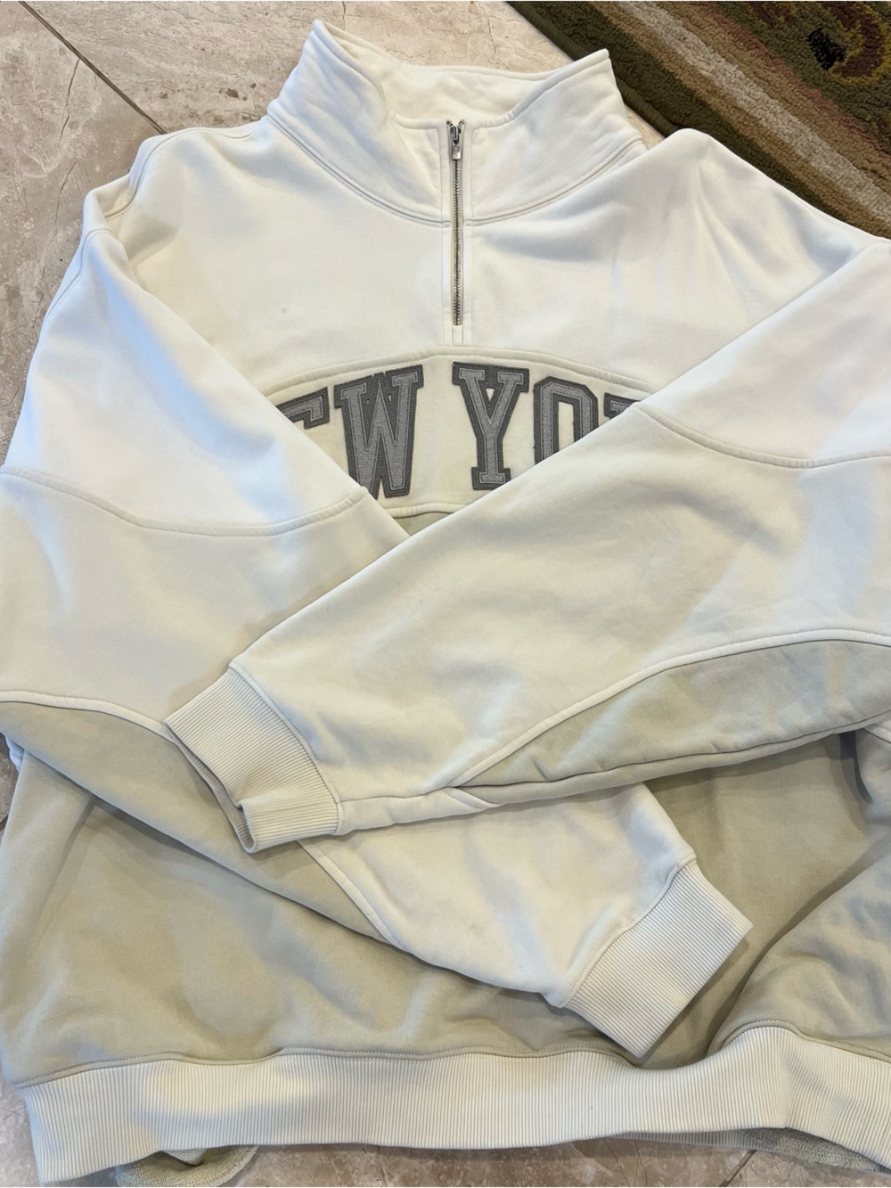 KITH x New York Knicks Hunter III Panelled Quarter Zip Sweater for Women - Picture 5 of 10